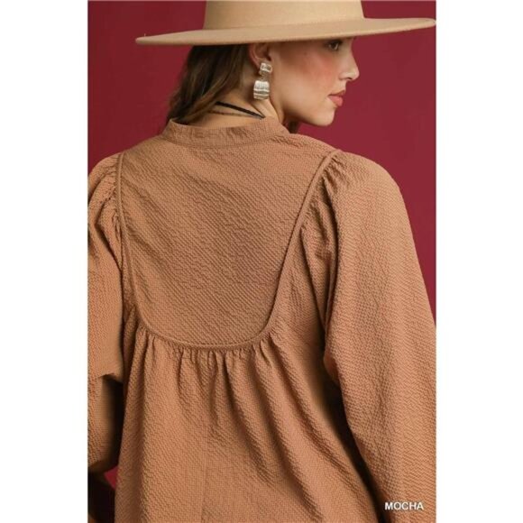 Umgee Textured Notched Blouse with Balloon Sleeves - Picture 3 of 5